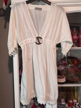 Cotton Natural Ivory Crochet-Trim V-Neck Blouse